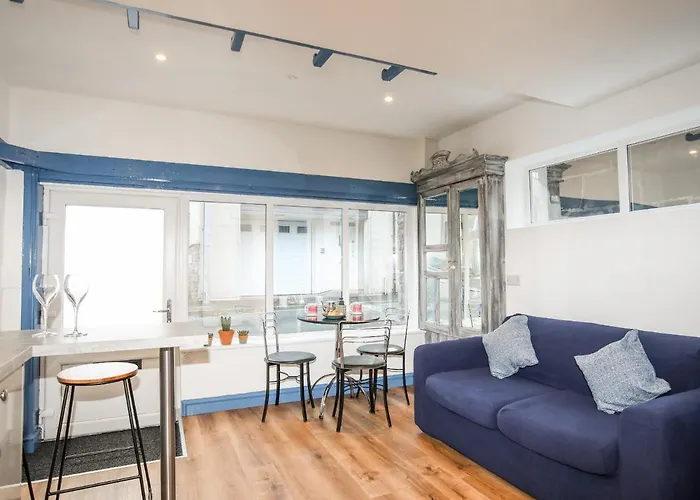 Ty Coets Coach House